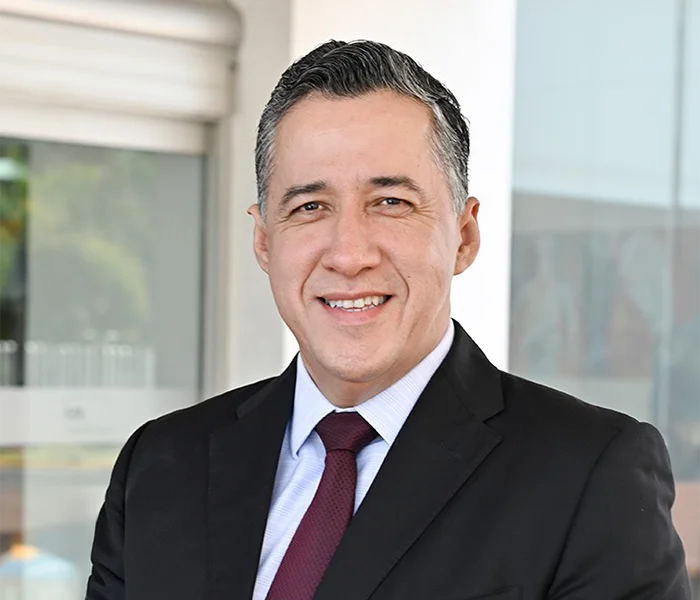 Dr Gabriel Campos