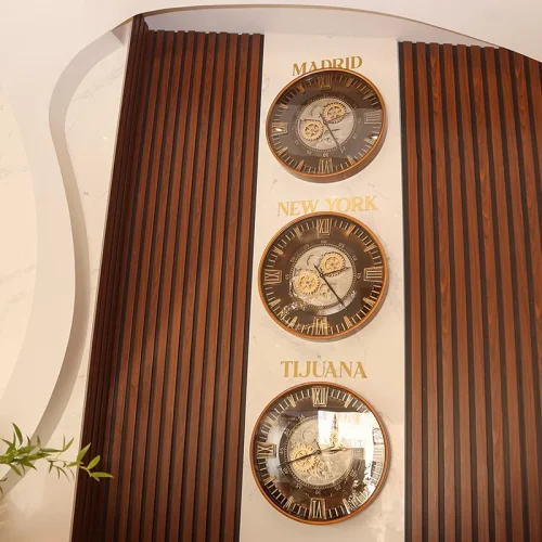 Hotel Hacienda Agua Caliente International Clocks
