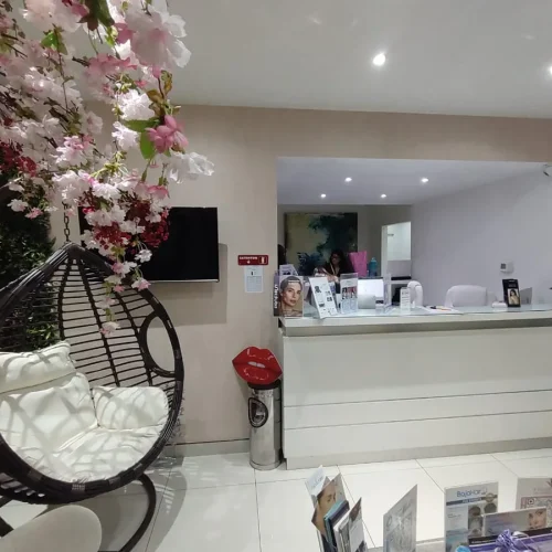 RECEPCION 2 - Baja Hair Center